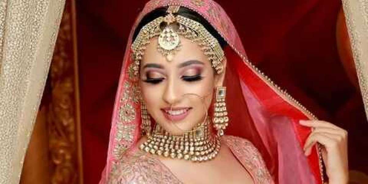 Unveiling Bridal Makeup: A Guide to Radiant Elegance