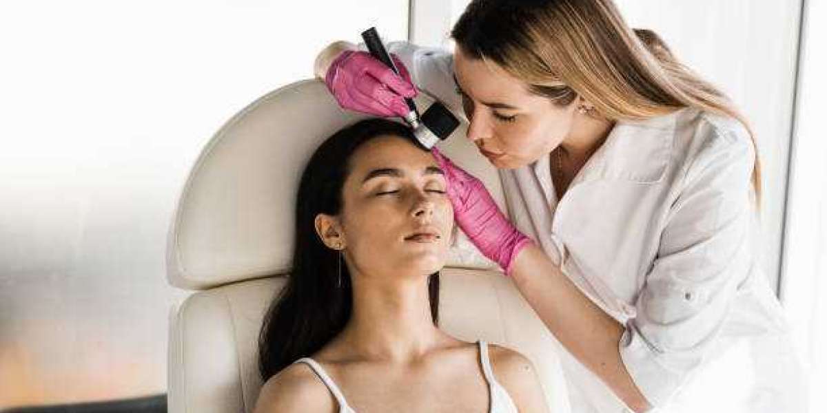 The House of Aesthetics in Delhi Gives Successful Acne Scar Treatment